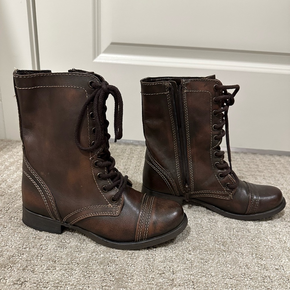 STEVE MADDEN Brown Combat Boots 5.5